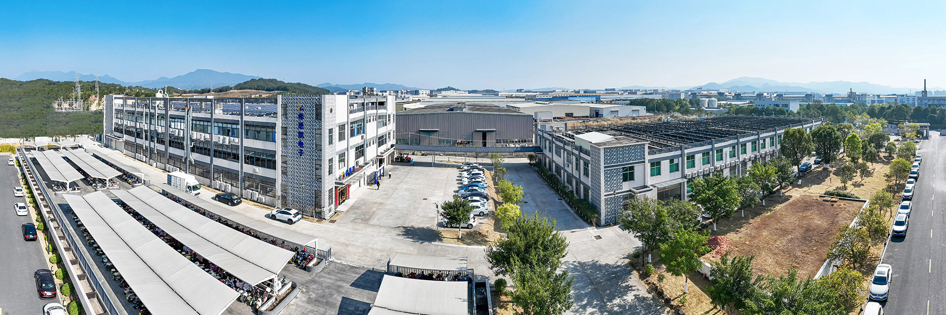 हमारे बारे में