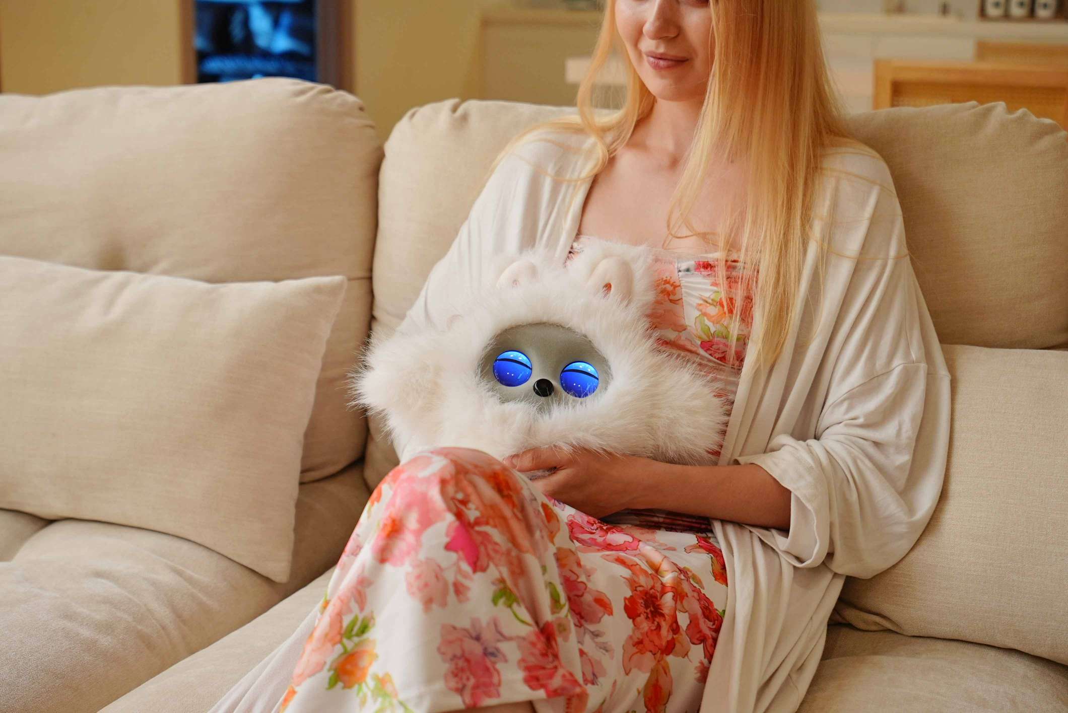 एआई रोबोटिक पेट: प्रौद्योगिकी-सक्षम, साथी को गर्म बनाना