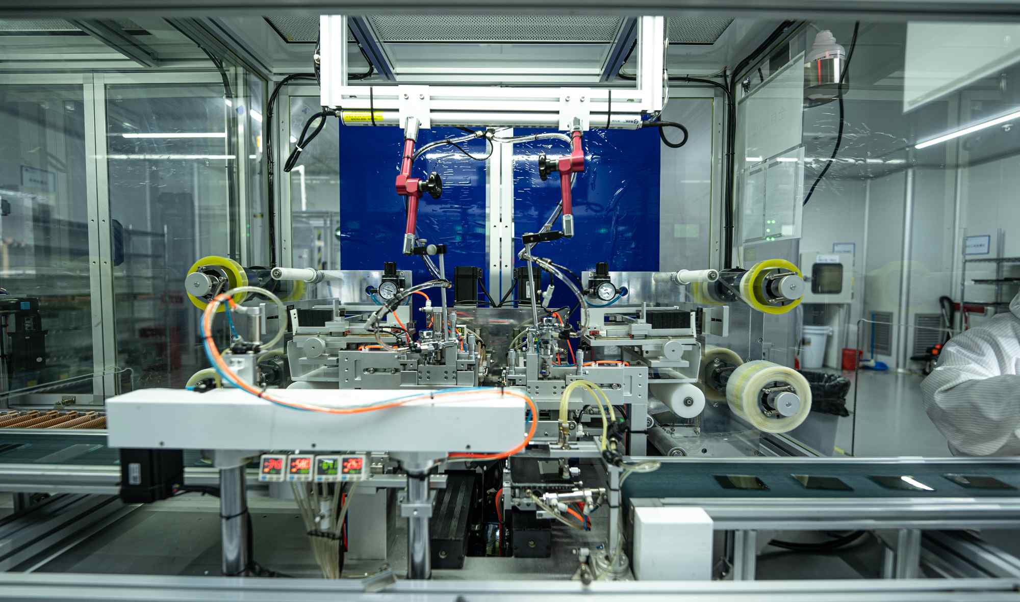 परिशुद्धता संरेखण और सेल असेंबली: एलसीडी विनिर्माण में पीआई कोटिंग और रगड़ प्रक्रियाओं का विश्लेषण